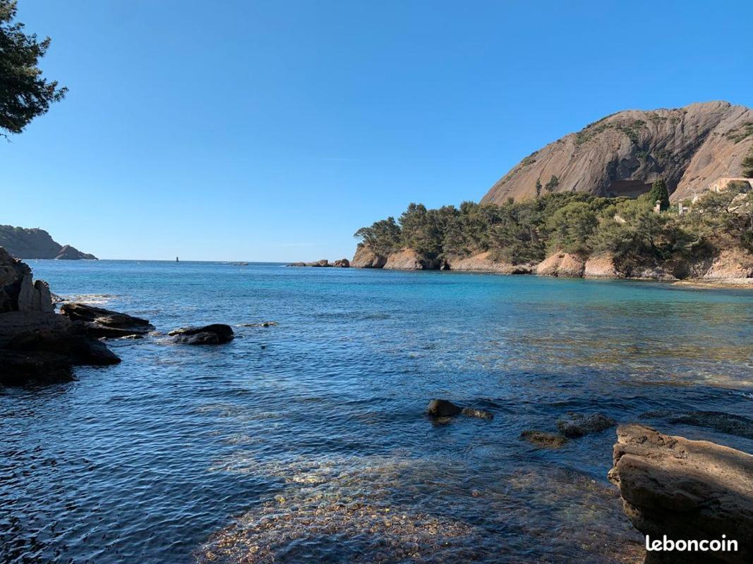Logement climatisé avec jardin et parking pour 2 personnes en bord de plage La Ciotat Exterior foto